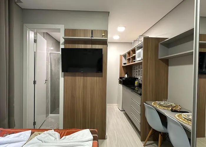 4- Studio para casal. Ótima Localização